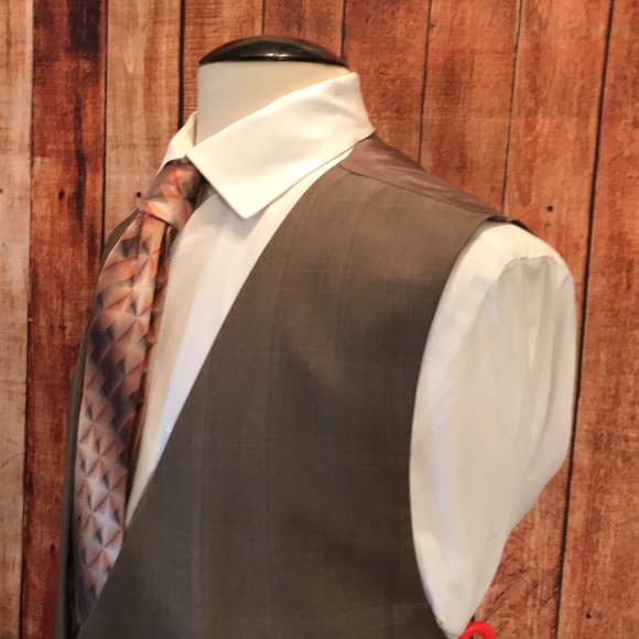 Dress Vest - Picture 15 of 17